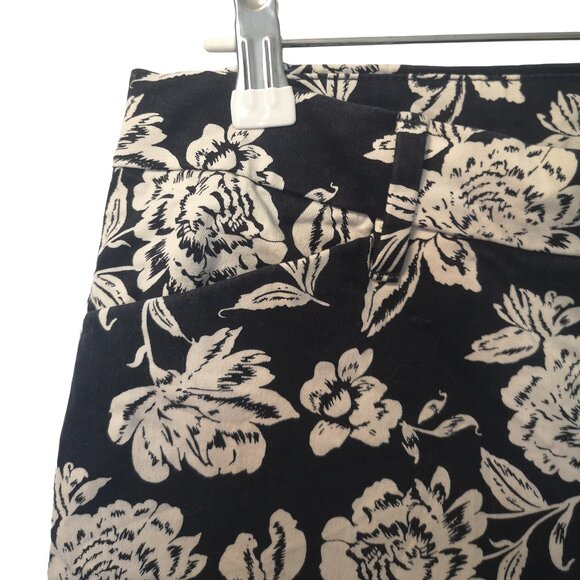 Gap Signature Skinny Ankle Khaki Navy Floral Pants Size 8 - Picture 3 of 5